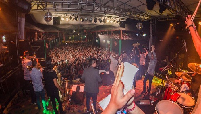 ¡APLAZADO! Mano a mano de salsa con Richie Ray Bobby Cruz y la Orquesta la 33 La 33 - Formula Entretenimiento