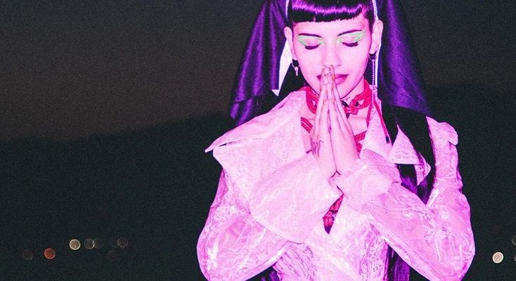 Cazzu estrena la nueva versión en vivo de “Penas y problemas” Cazzu Penas y problemas - Formula Entretenimiento
