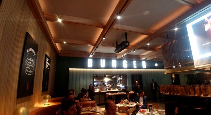 Burger Bar by El Corral - Formula Entretenimiento Burger Bar by El Corral - Formula Entretenimiento