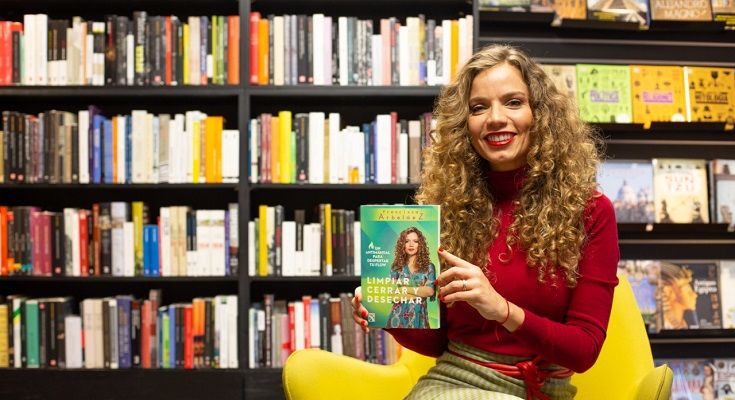 Conferencista colombiana triunfa en los Estados Unidos con un “Antimanual” que promete empoderar mujeres Francisca Arbeláez Antimanual - Formula Entretenimiento