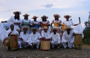 100 canciones para promover a los artistas colombianos #ColombiaCreaTalento Colombia crea talento - Fórmula Entretenimiento