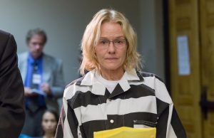 “Seduciendo a Joyce Mitchell” una persecución mortal Seduciendo a Joyce Mitchell - Fórmula Entretenimento