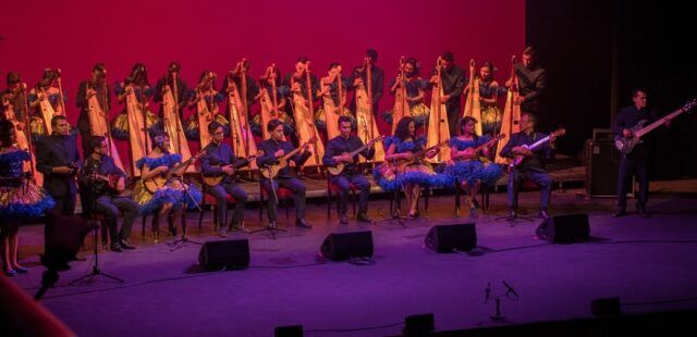 Maestros de arpa - Fórmula Entretenimiento Maestros de arpa - Fórmula Entretenimiento
