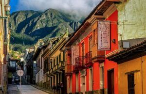 Los “Fantasmas y los Personajes Históricos de La Candelaria” regresan para activar la economía local Los Fantasmas y los Personajes Históricos de La Candelaria - Fórmula Entretenimiento