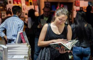 Donar un libro es un hecho de paz Dona un libro - Fórmula Entretenimiento