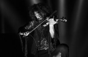 El violinista Ara Malikian es nominado a los premios Latin Grammy 2021 y anuncia su visita a Colombia Ara Malikian - Fórmula Entretenimiento