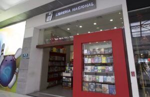 La Cámara Colombiana del Libro conmemora con el “Libro de Plata” el 80 aniversario de la Librería Nacional Librería Nacional - Fórmula Entretenimiento