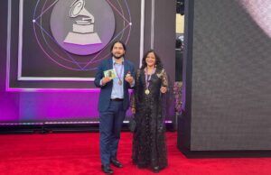 Petrona Martínez gana Latín Grammy 2021 a mejor álbum Folklórico por su álbum “Ancestras” Latín Grammy 2021 Petrona Martínez - Fórmula Entretenimiento