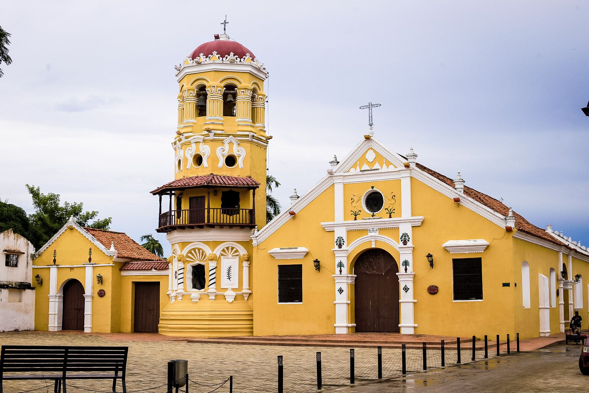 Iglesia de Santa Bárbara en Mompox - Fórmula Entretenimiento