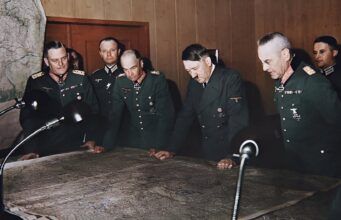 History presenta los últimos 12 episodios de la mega produccion “Segunda guerra mundial con Tom Hanks” Segunda guerra mundial con Tom Hanks - Fórmula Entretenimiento